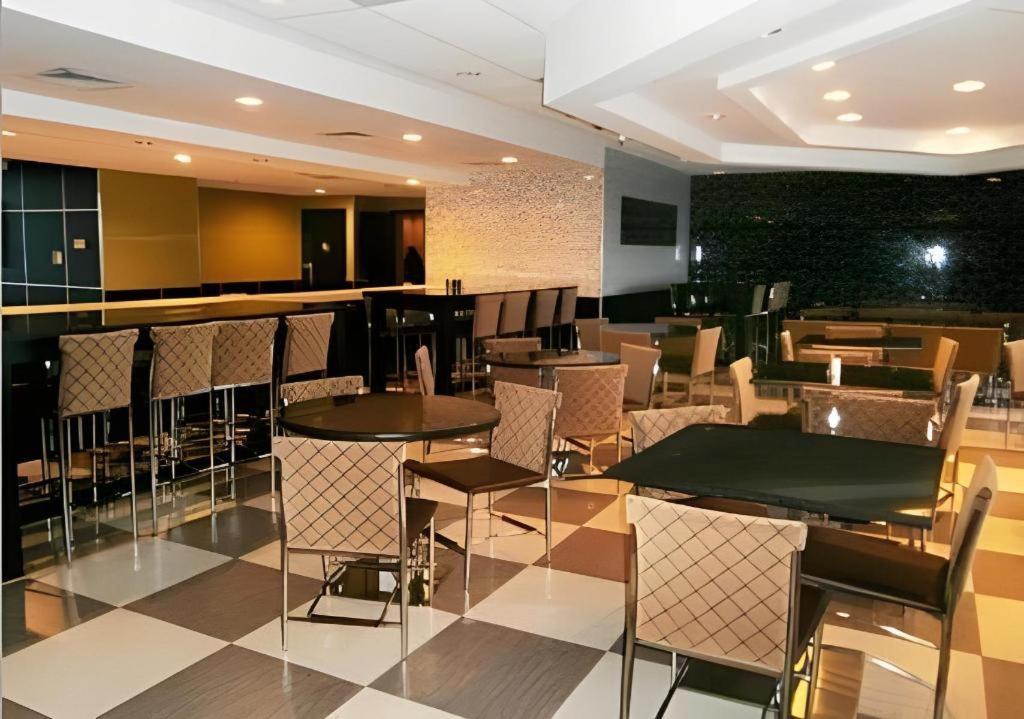 Travelodge By Wyndham Absecon Atlantic City Buitenkant foto